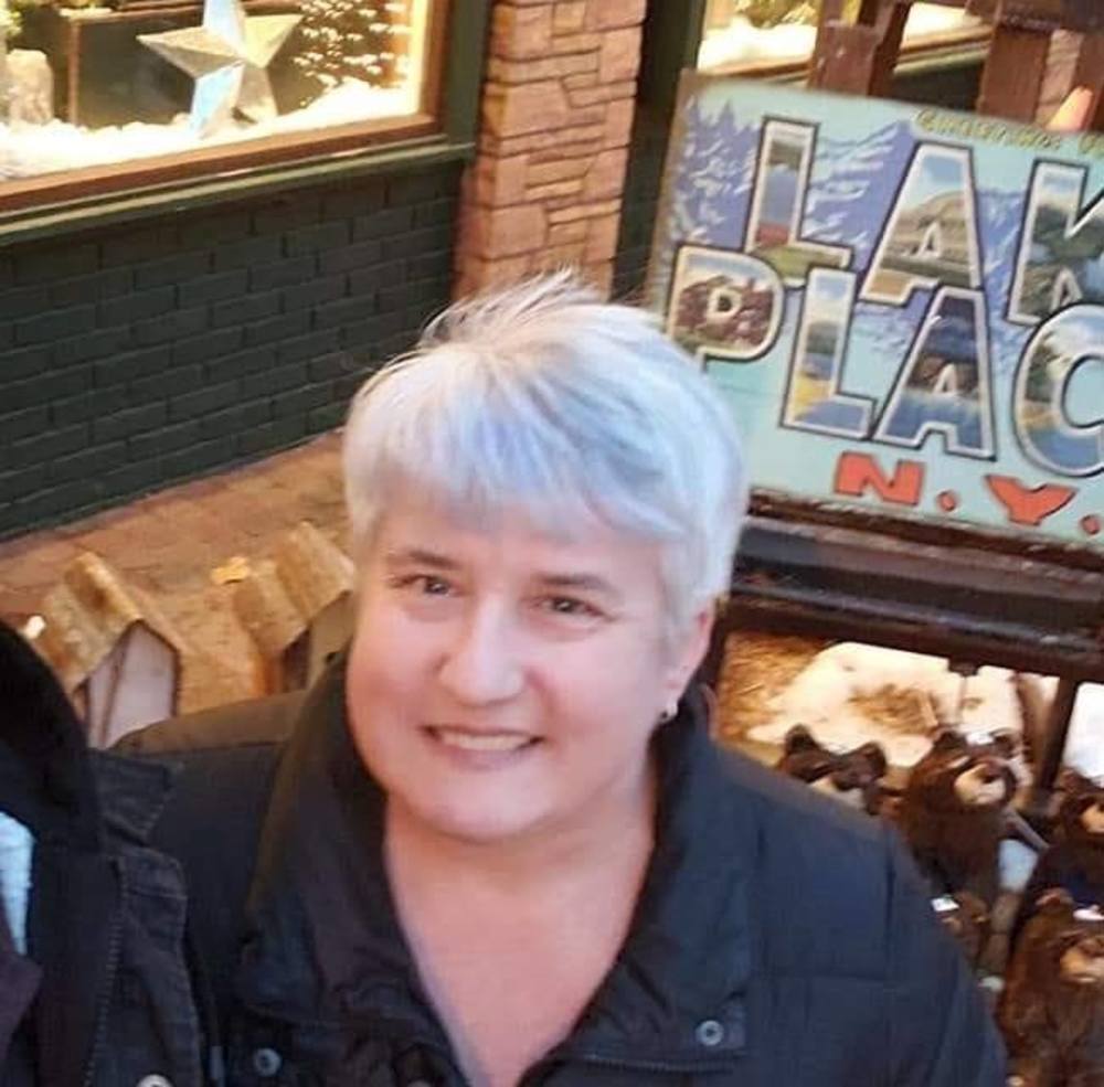 Meet your Posher, Brenda